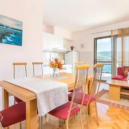 By The Sea Mastrinka, Ciovo - 21442 *