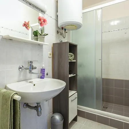 By The Sea Mastrinka, Ciovo - 21442 Apartment